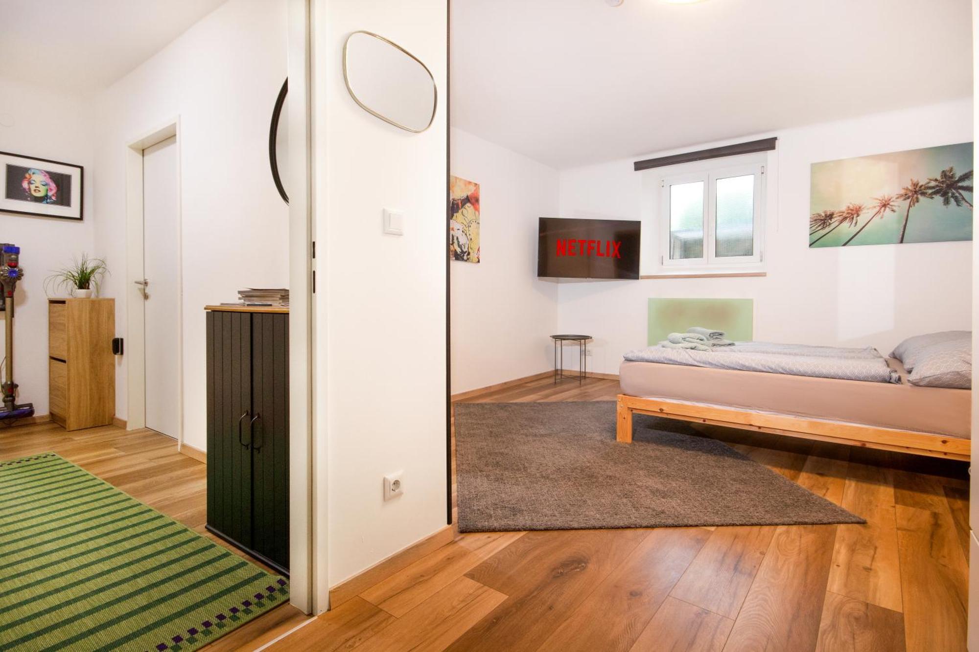 Lendkanal - City - Netflix - Waschmaschine - Kaffeevollautomat - 8 Pax - 4 Schlafzimmer Klagenfurt am Woerthersee Exterior foto